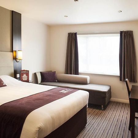 Premier Inn Фліт Екстер'єр фото