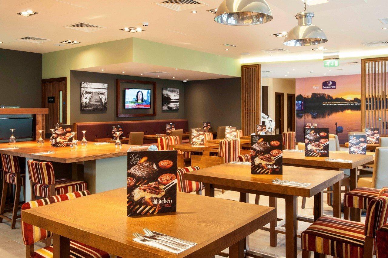 Premier Inn Фліт Екстер'єр фото