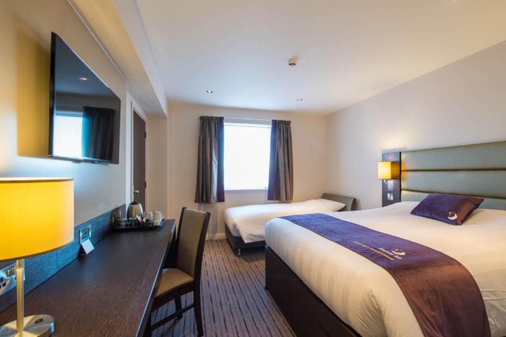 Premier Inn Фліт Екстер'єр фото