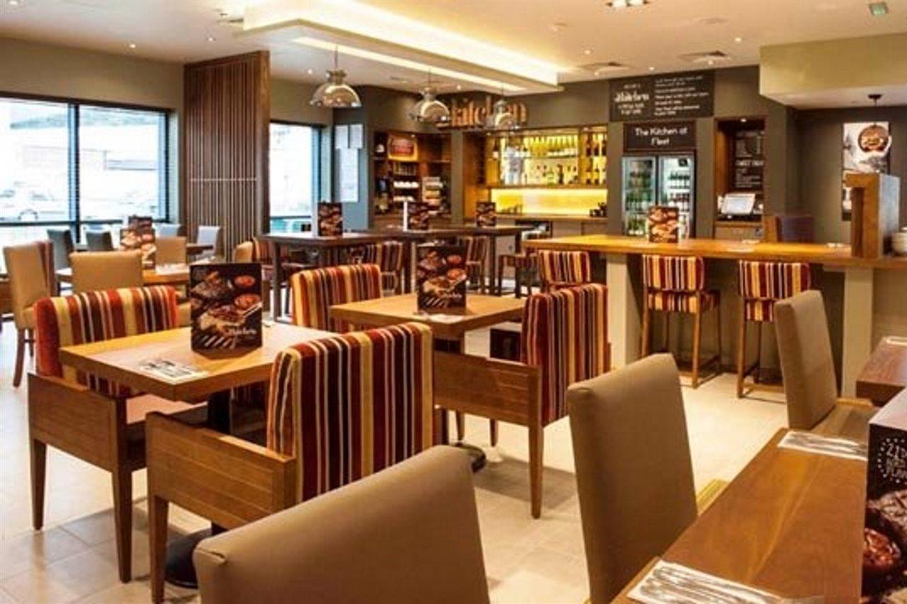 Premier Inn Фліт Екстер'єр фото